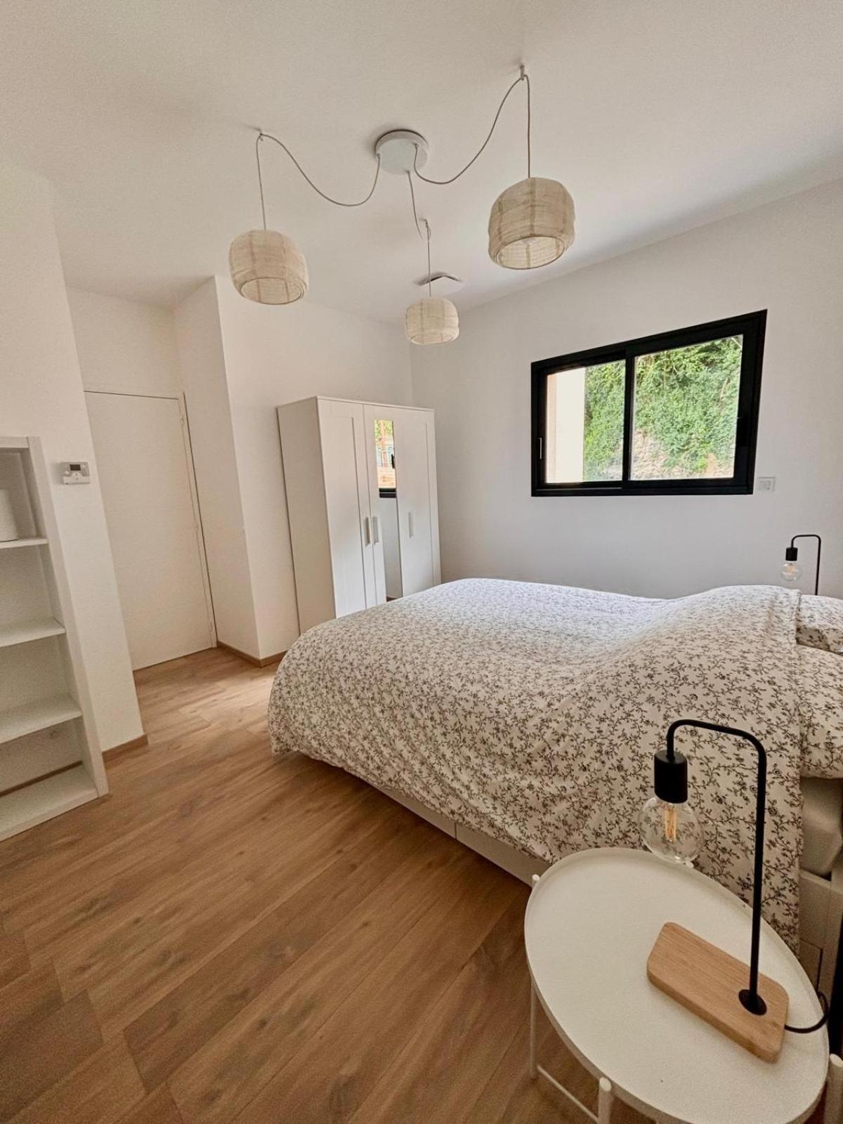 Maison Privee, Calme, Parking, Jardin Villa *